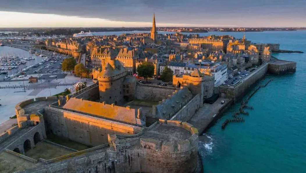 Heol Apartment Saint-Malo France