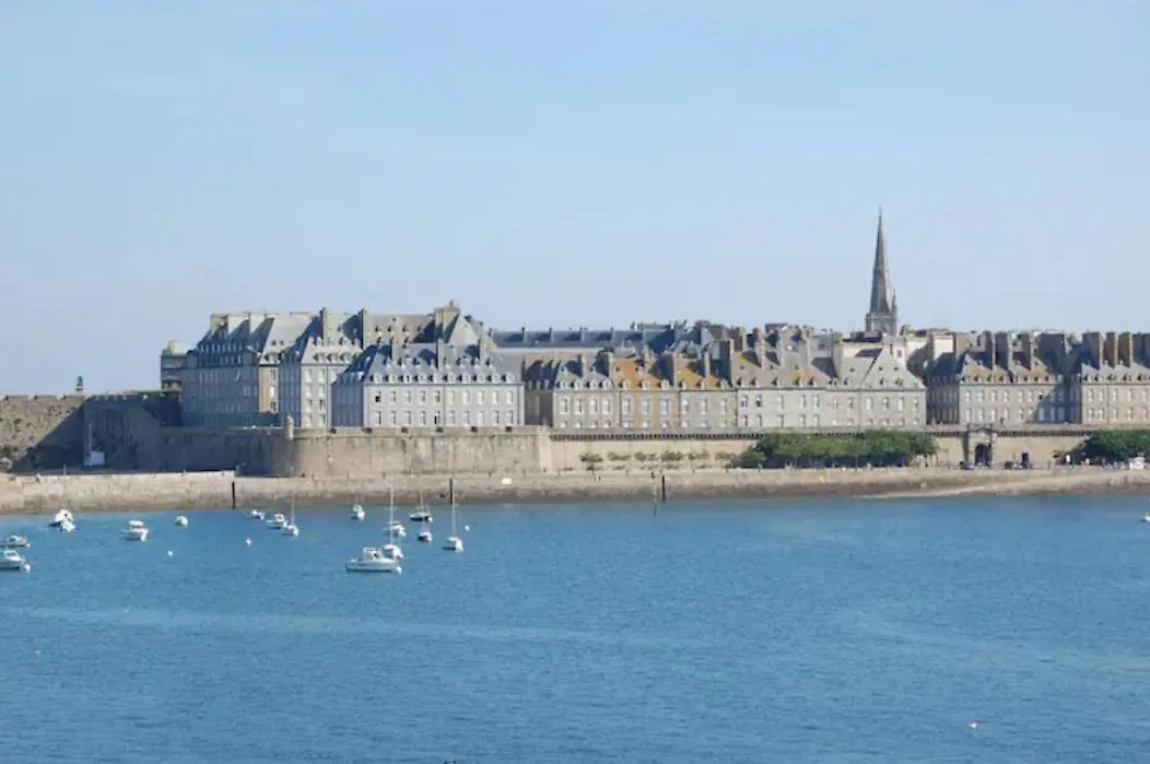 Heol Apartment Saint-Malo 0*,  France